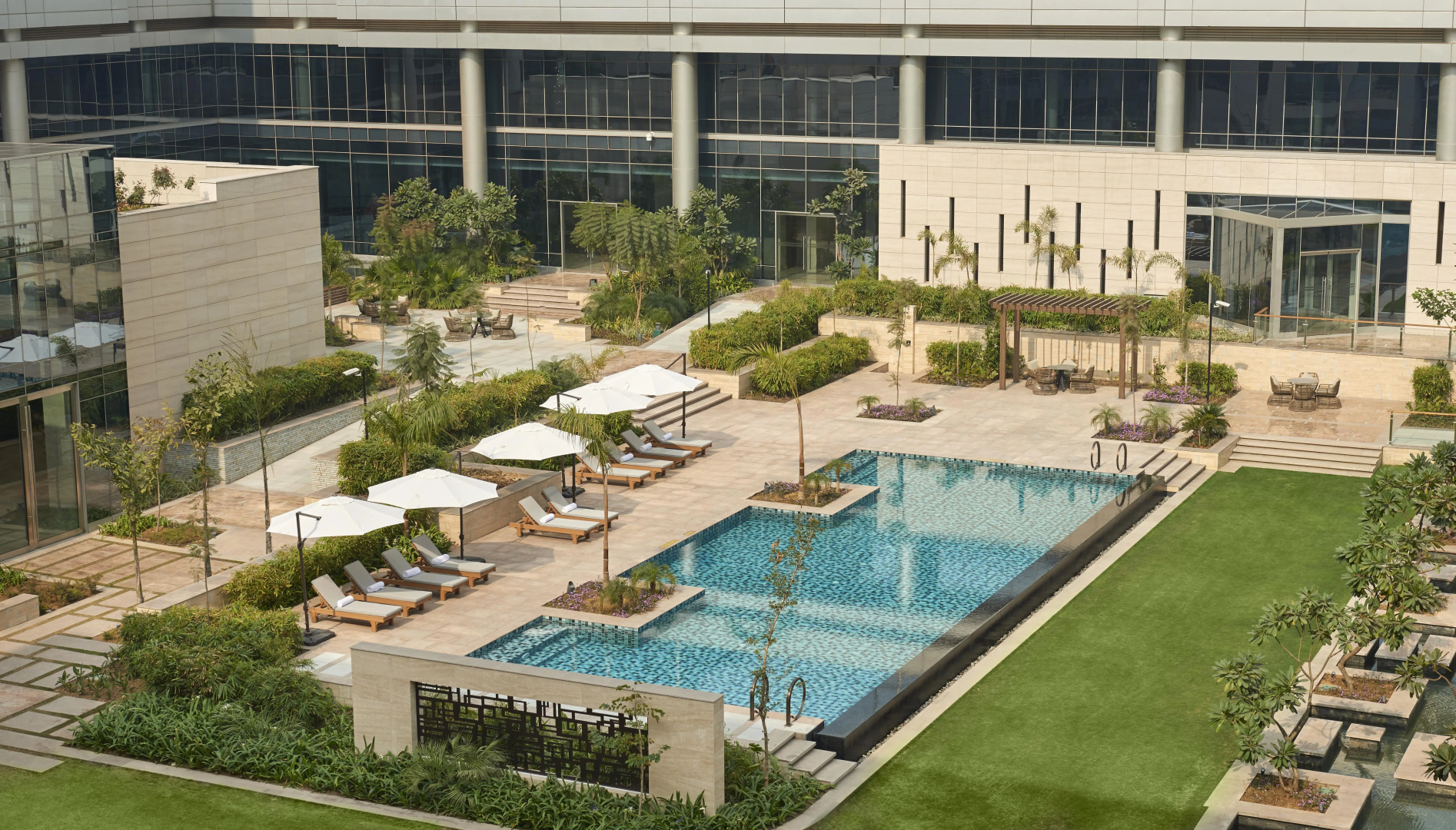 Photo - Andaz Delhi, by Hyatt