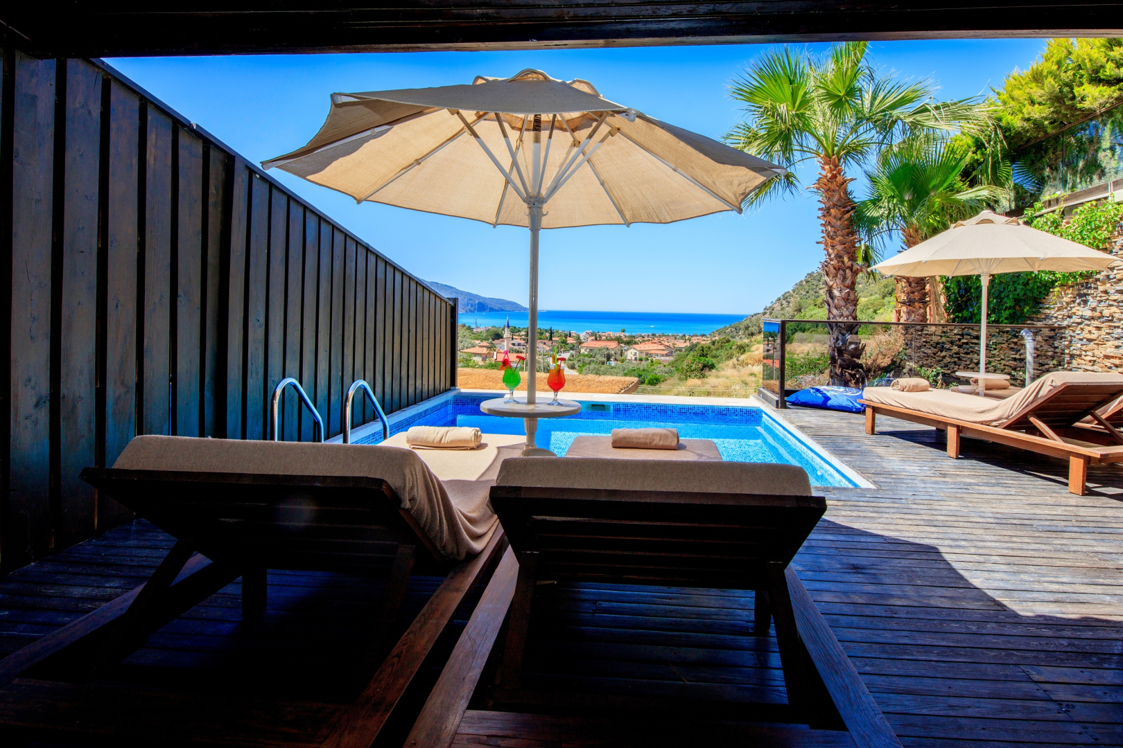 Photo - Manaspark Deluxe Hotel