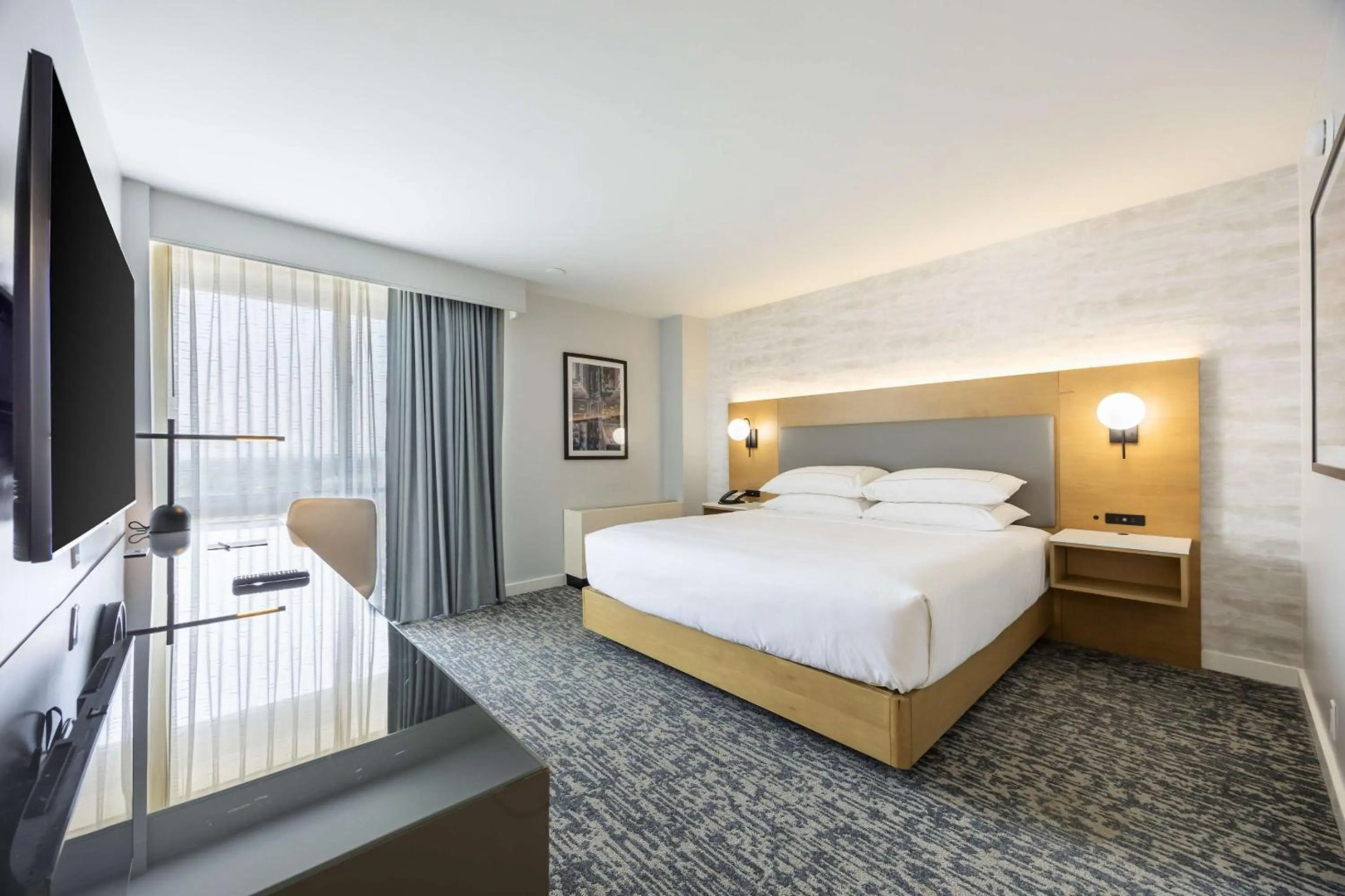 Photo - DoubleTree by Hilton New York JFK Airport