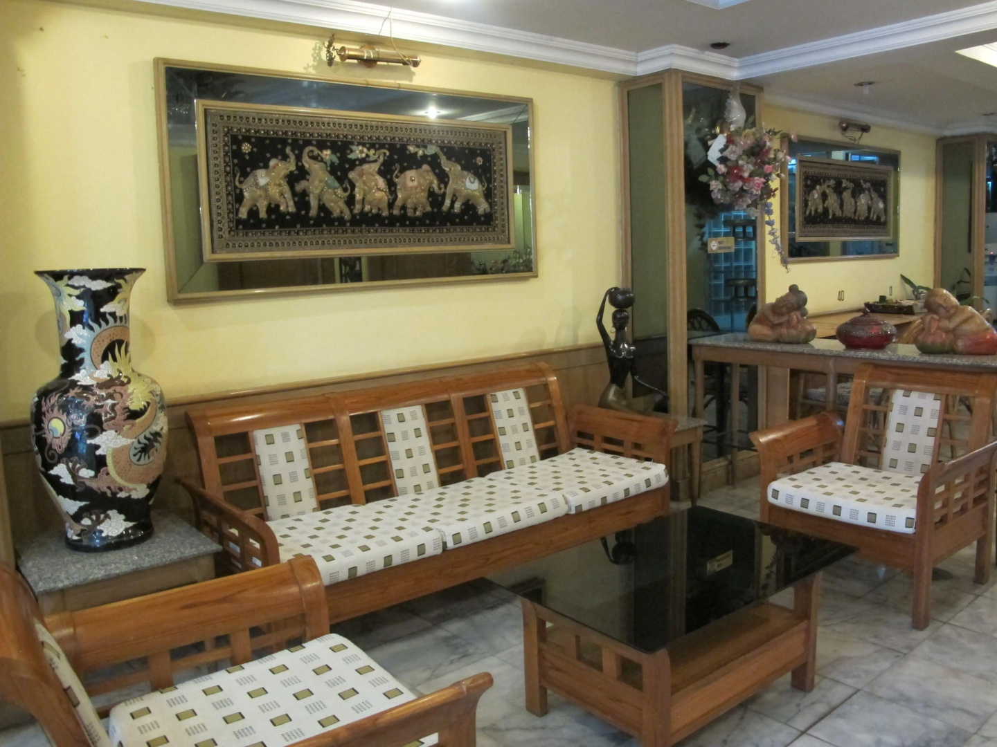Photo - Traveller Inn Hotel