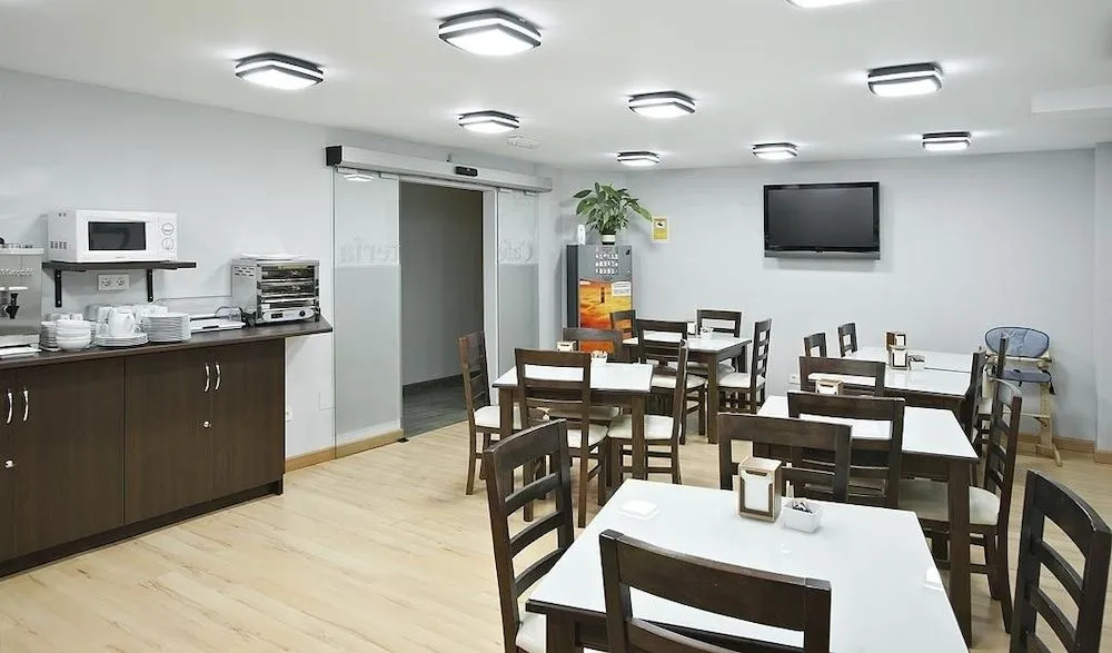 Photo - Hostal T4