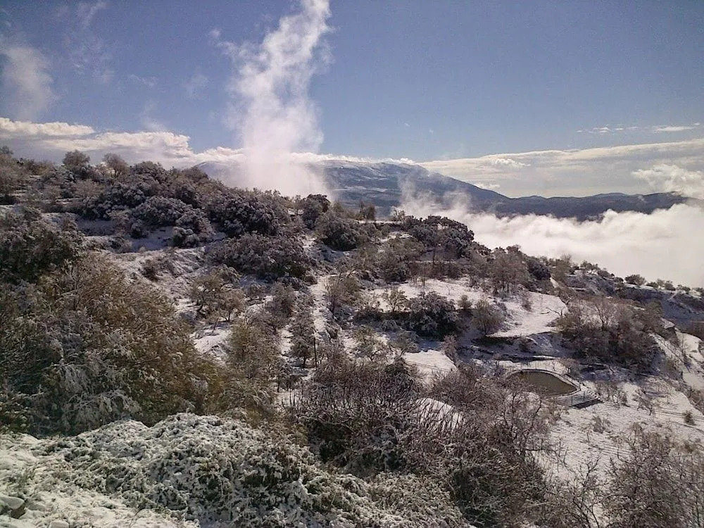 Photo - Las Chimeneas