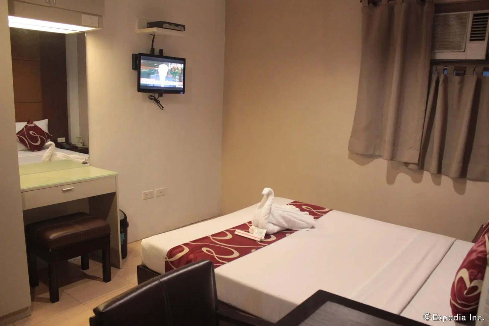 Photo - ACL Suites