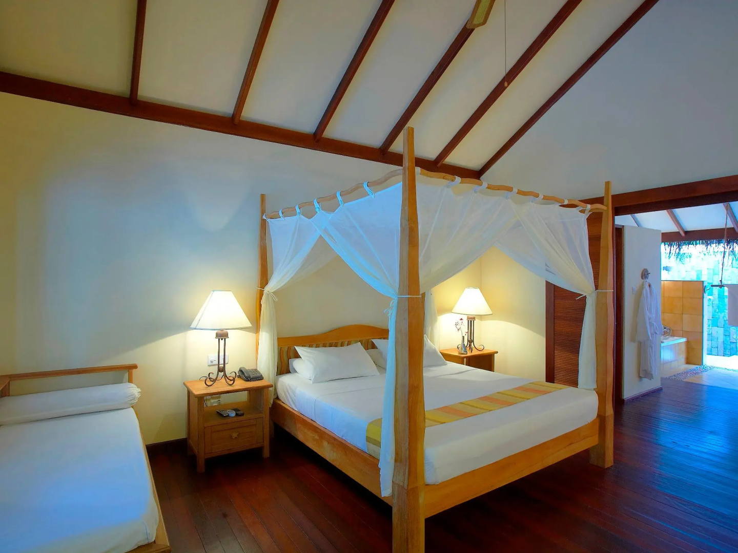 Photo - Filitheyo Island Resort