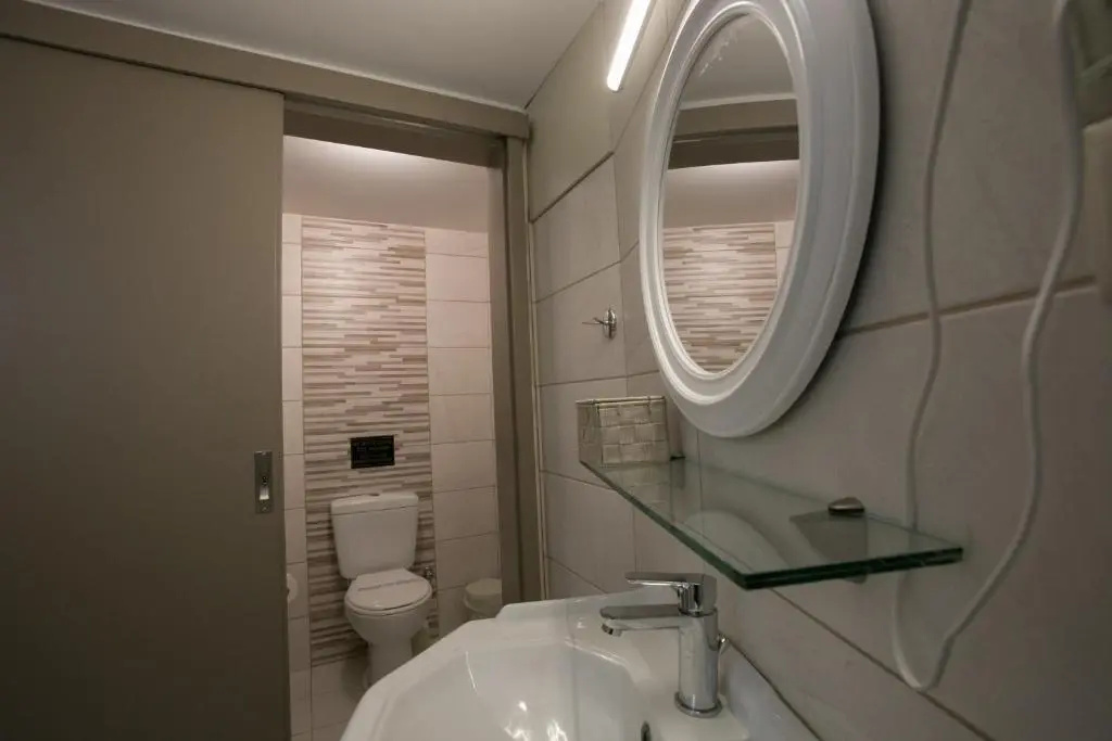 Photo - City Life Port Hotel