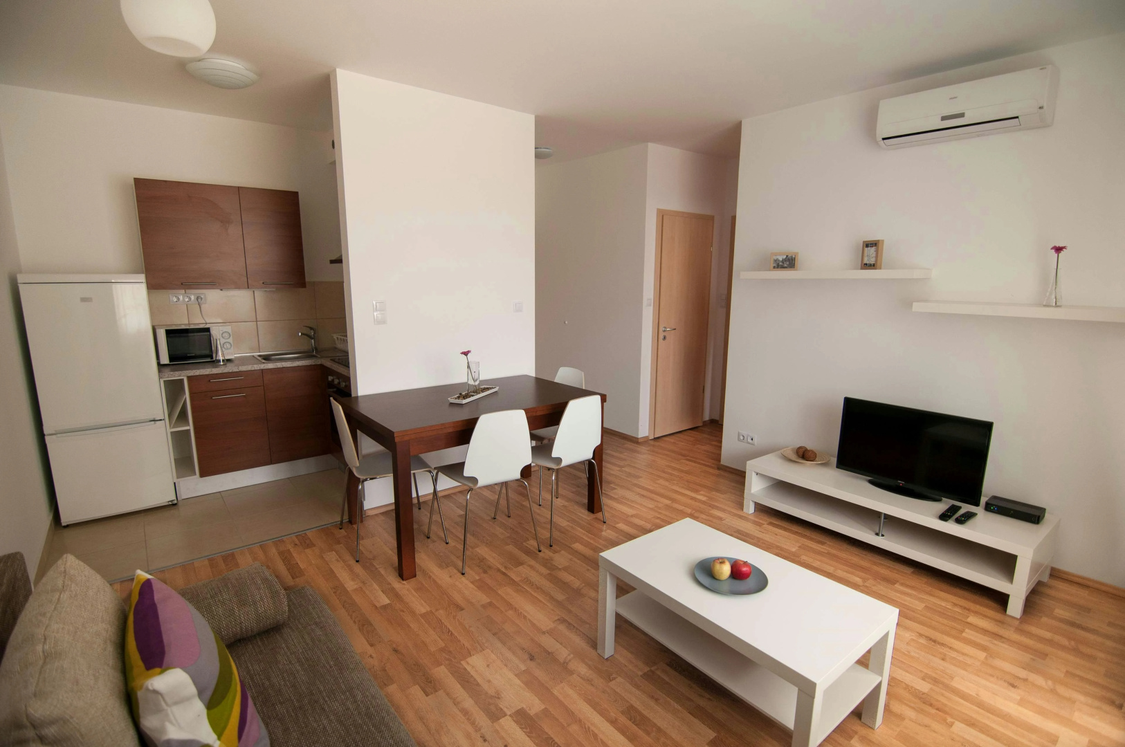 Foto - Corvin Center Suites