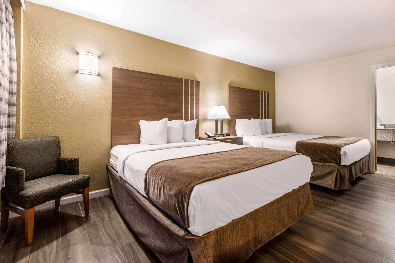 Photo - Rodeway Inn & Suites Fort Lauderdale Airport & Cruise Port