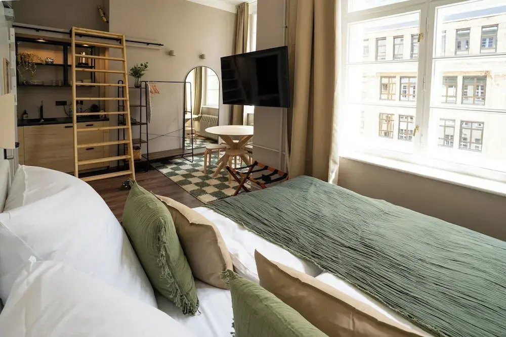 Photo - The Charming by Curt Suites