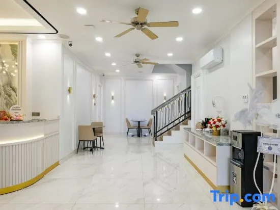 Urbanview Kencana Residence near Pakuwon Mall Surabaya