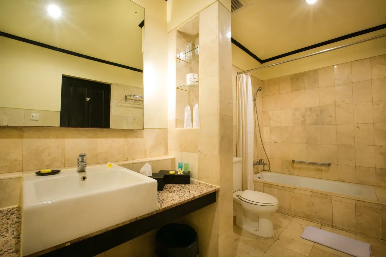 Photo - Legian Paradiso Hotel