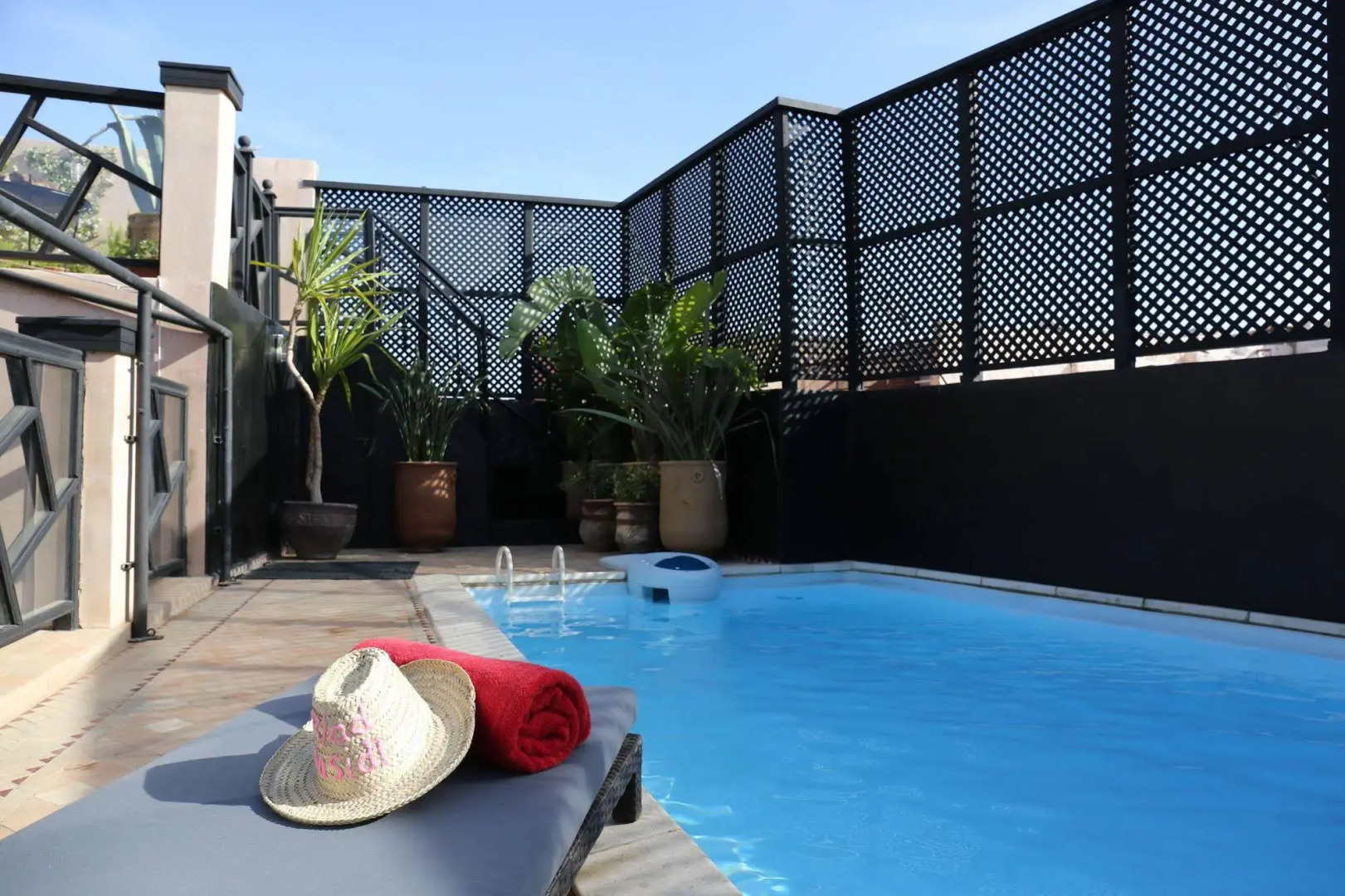 Photo - Riad Basidi piscine chauffée sur le toit de la médina