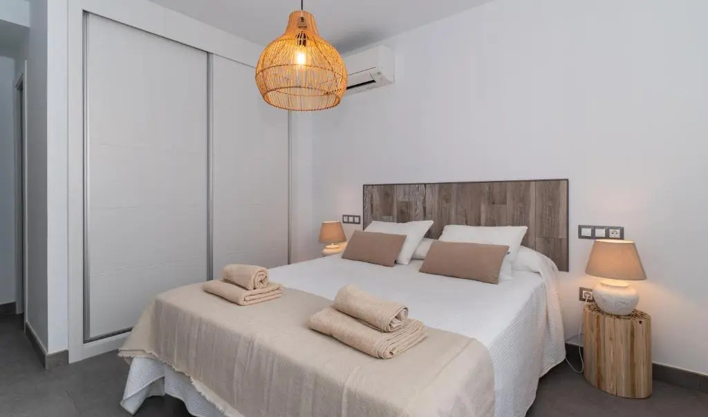 Photo - Sur Suites La Dorada, centricos soleados a pocos metros de la Playa y con Parking Opcional