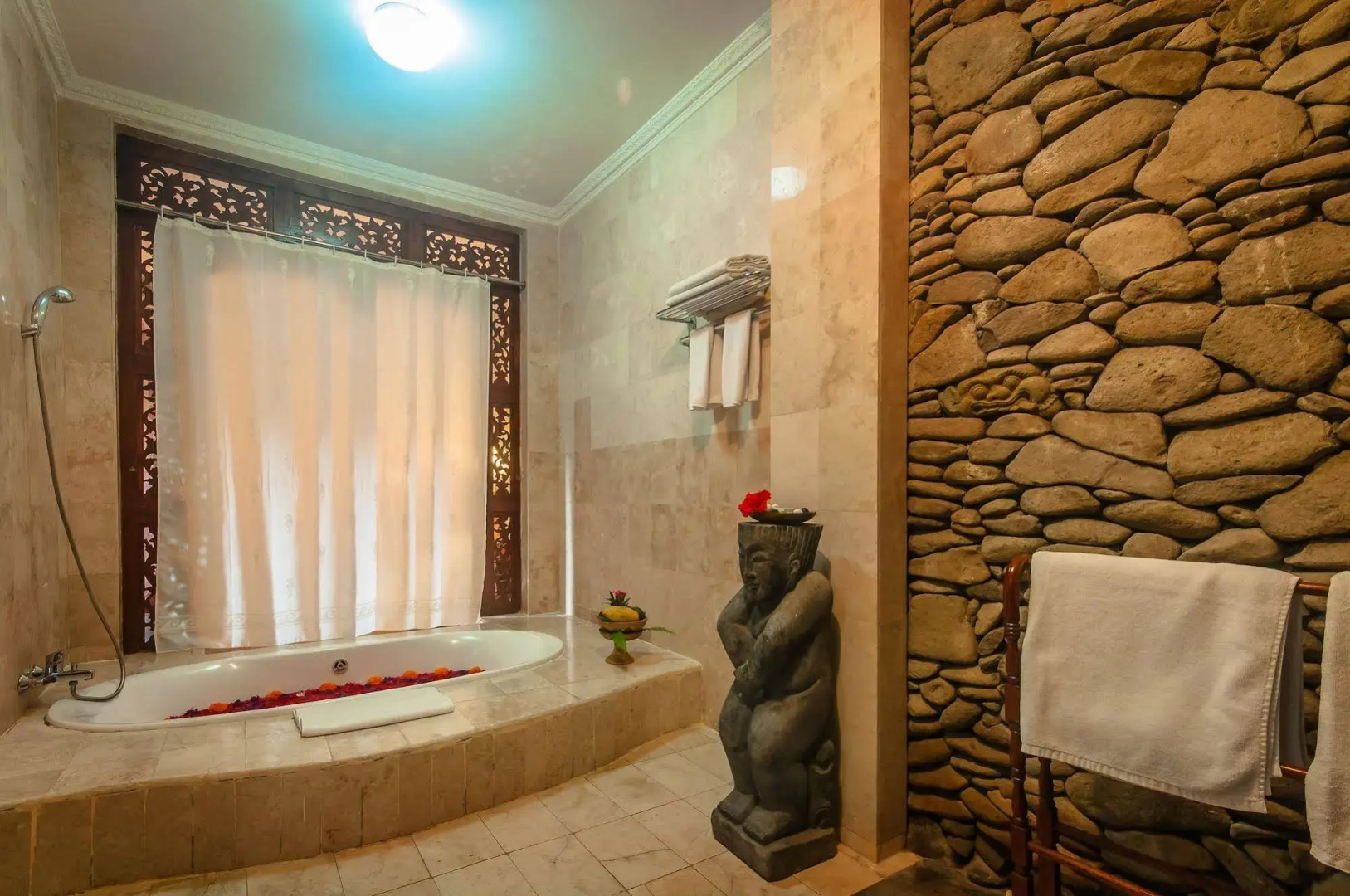 Foto - Sahadewa Resort & Spa