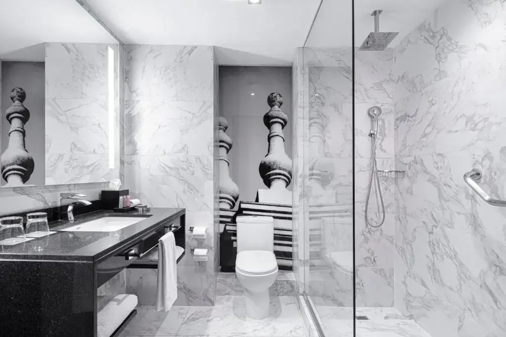 Photo - Renaissance Santiago Hotel by Marriott