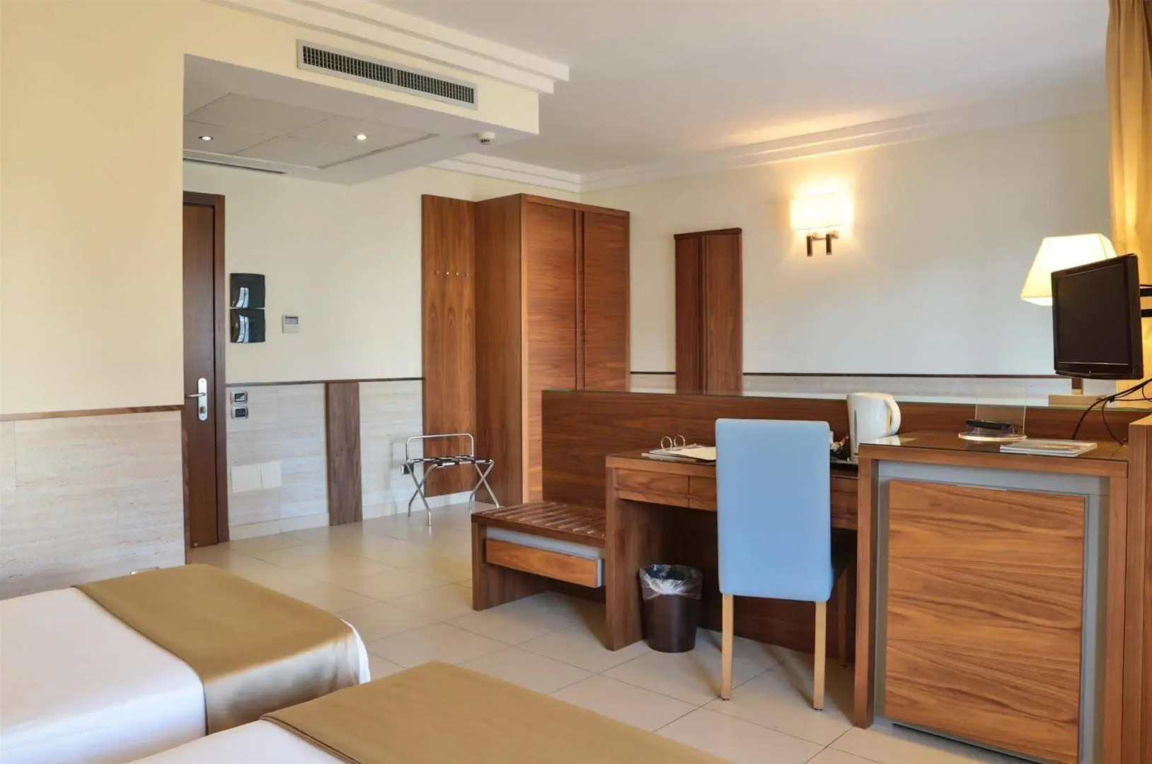 Photo - Suites & Residence Hotel