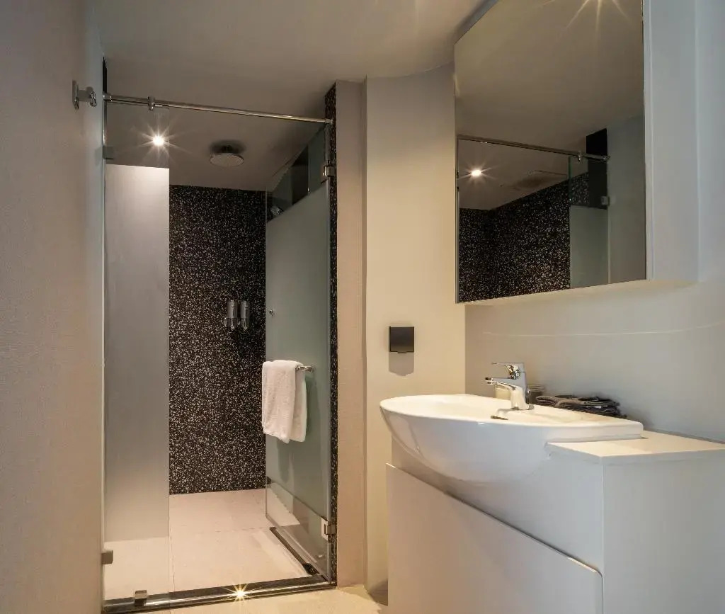 Foto - Seekers Finders Rama IV Hotel SureStay Collection by BW