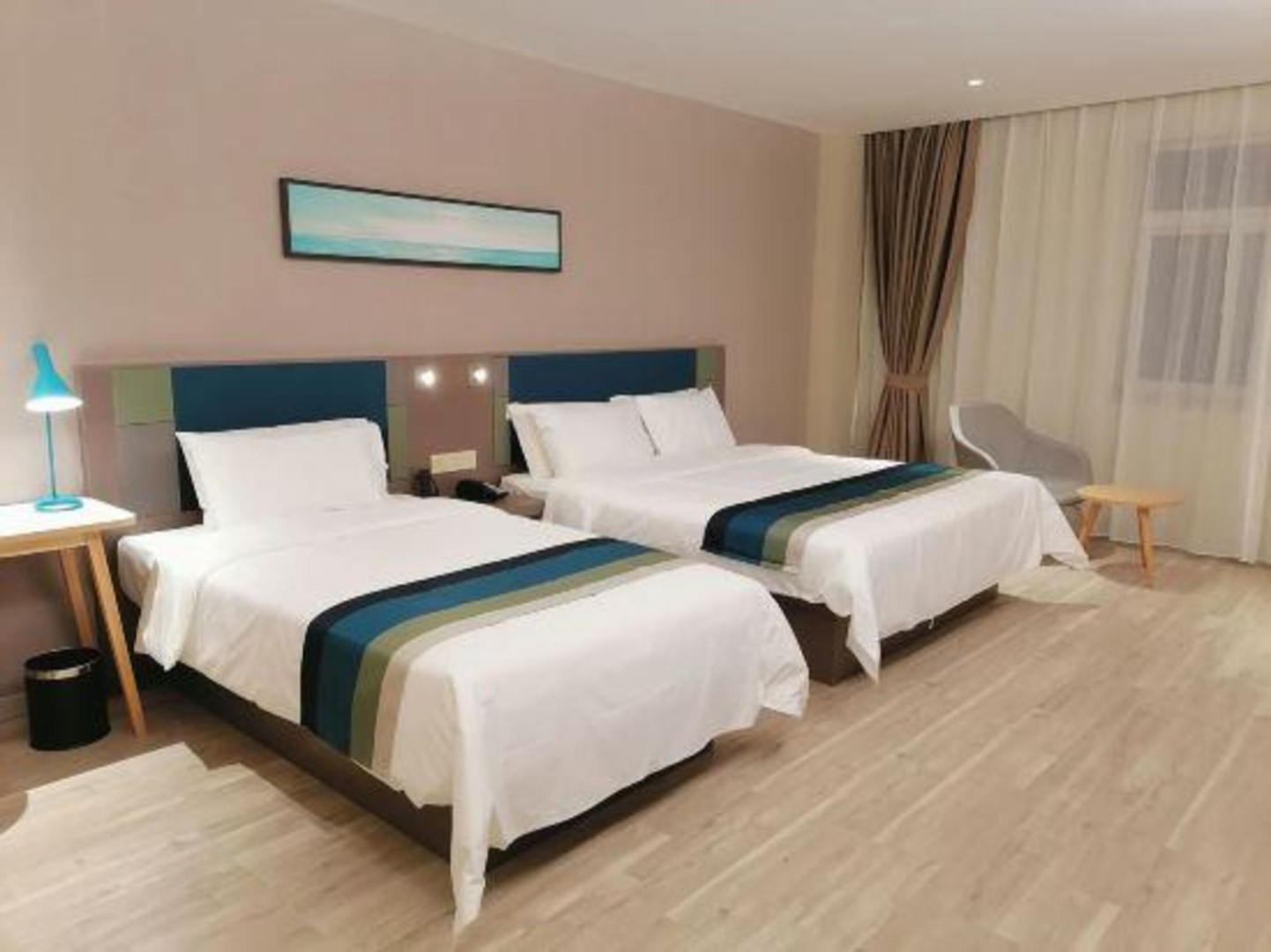 Homeinn Selected Hotel (Jining Wanda Plaza Railway Station)