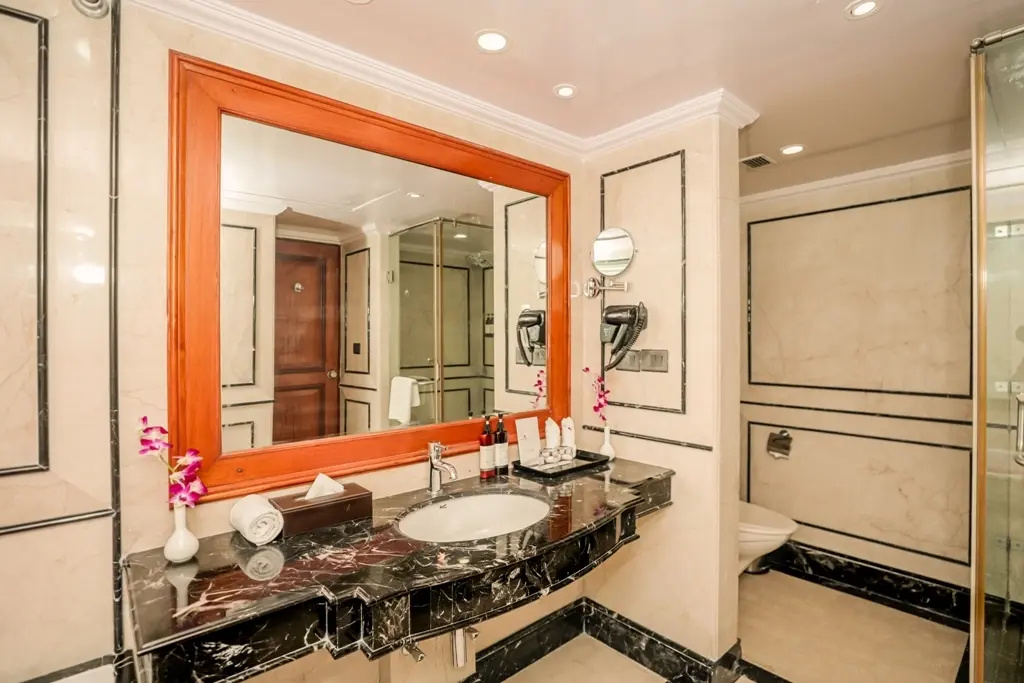 Photo - Regenta Central Lucknow by Royal Orchid Hotels Limited