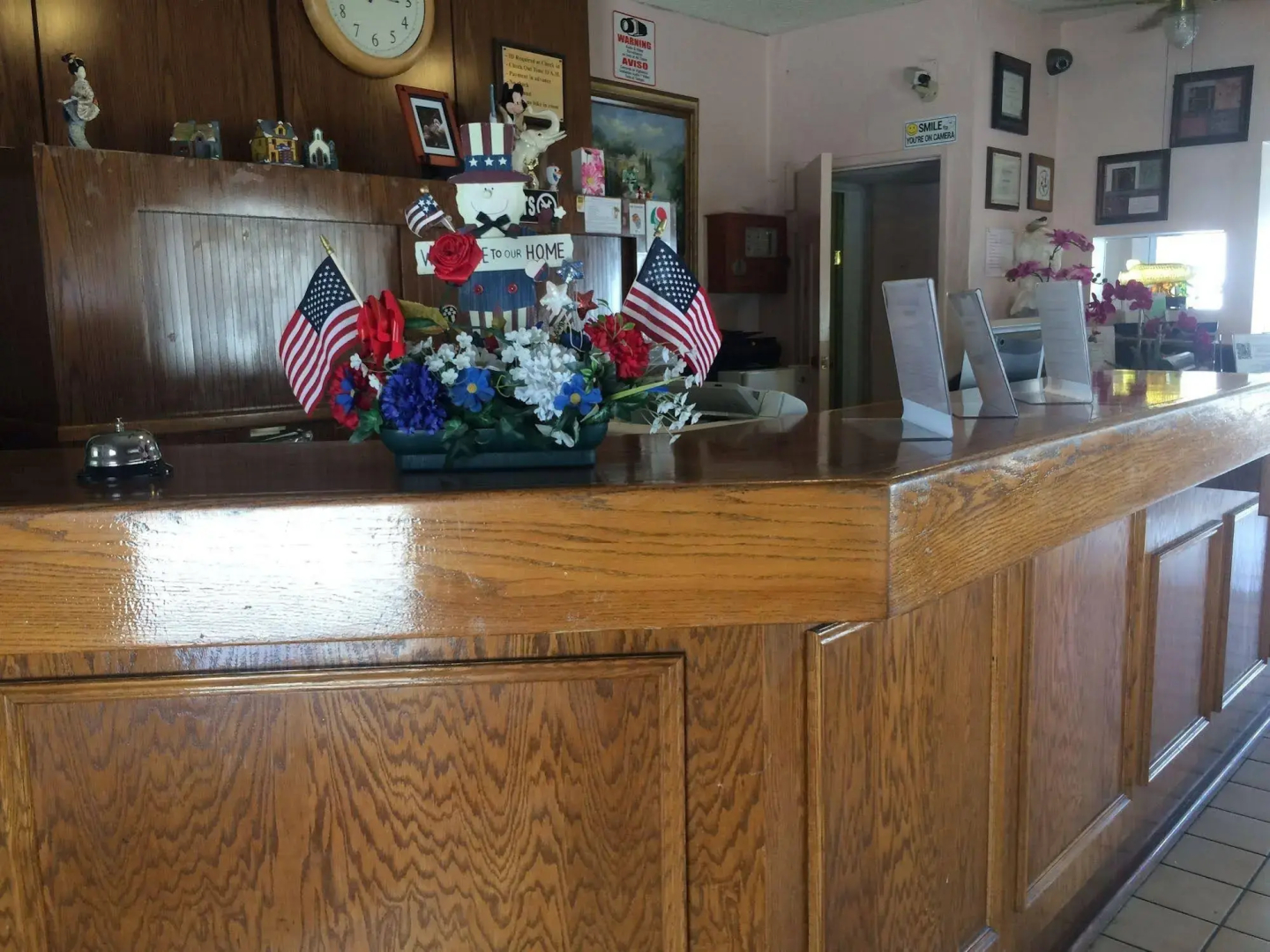 Photo - Grand Inn