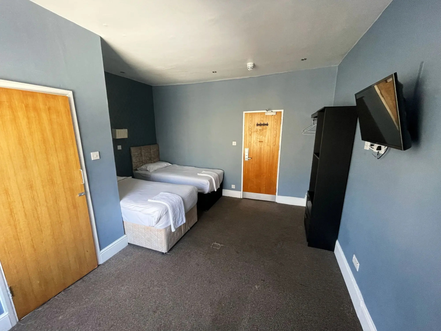 Photo - Somerset Hotel Baker Street London