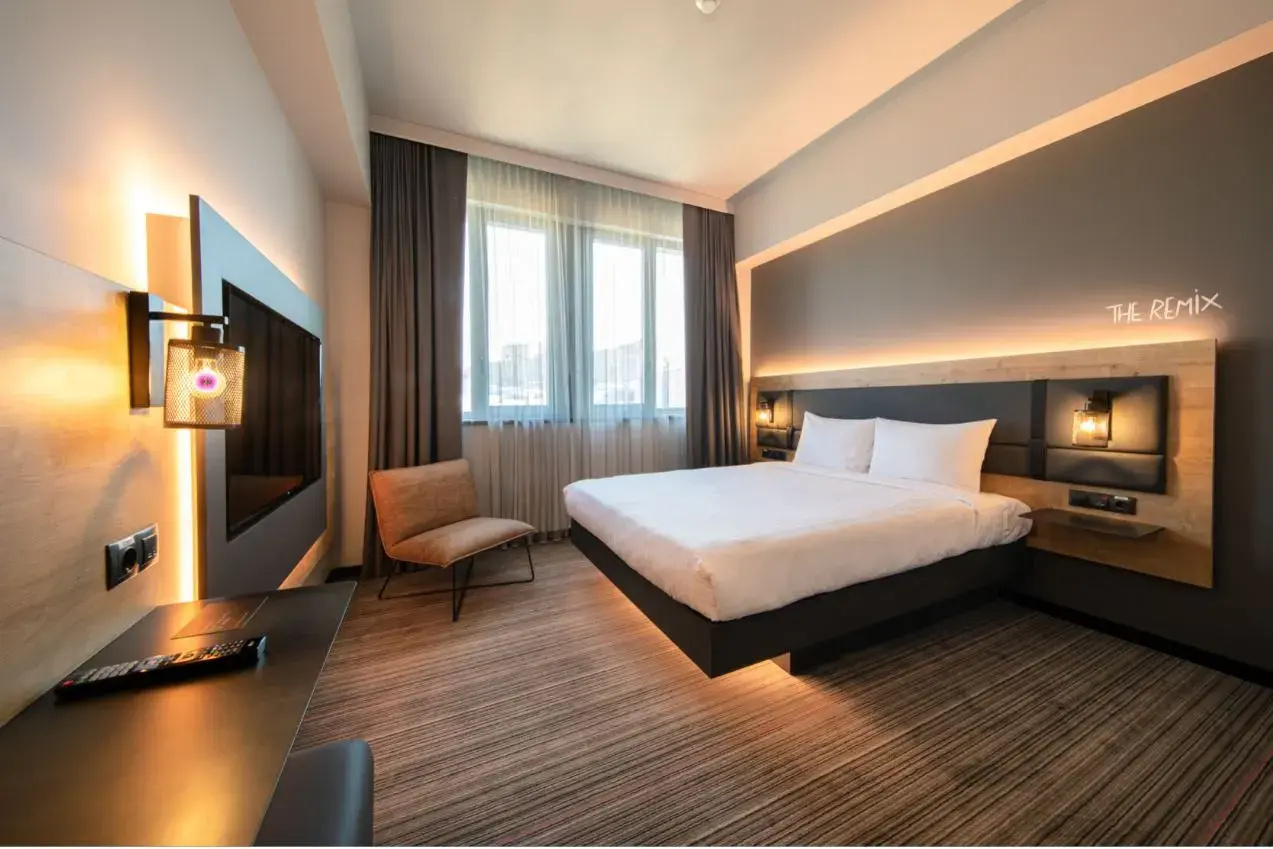 Photo - Moxy Bucharest Old Town