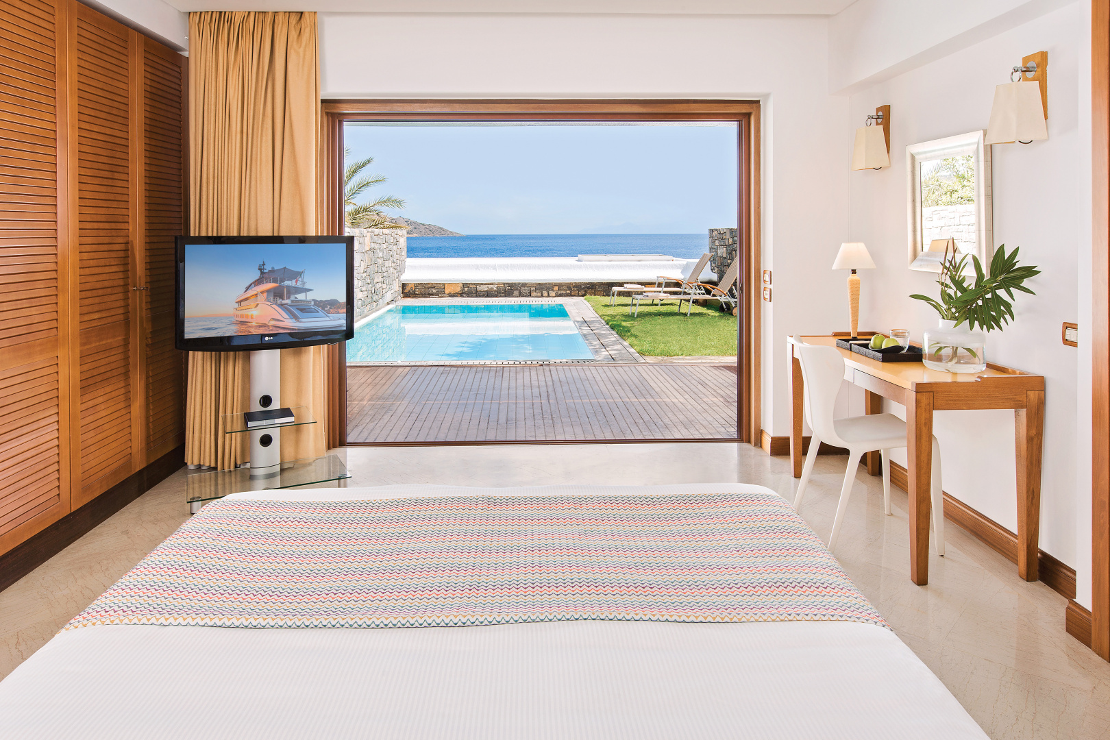 Elounda Beach Hotel & Villas, a Member of the Leading Hotels of the World