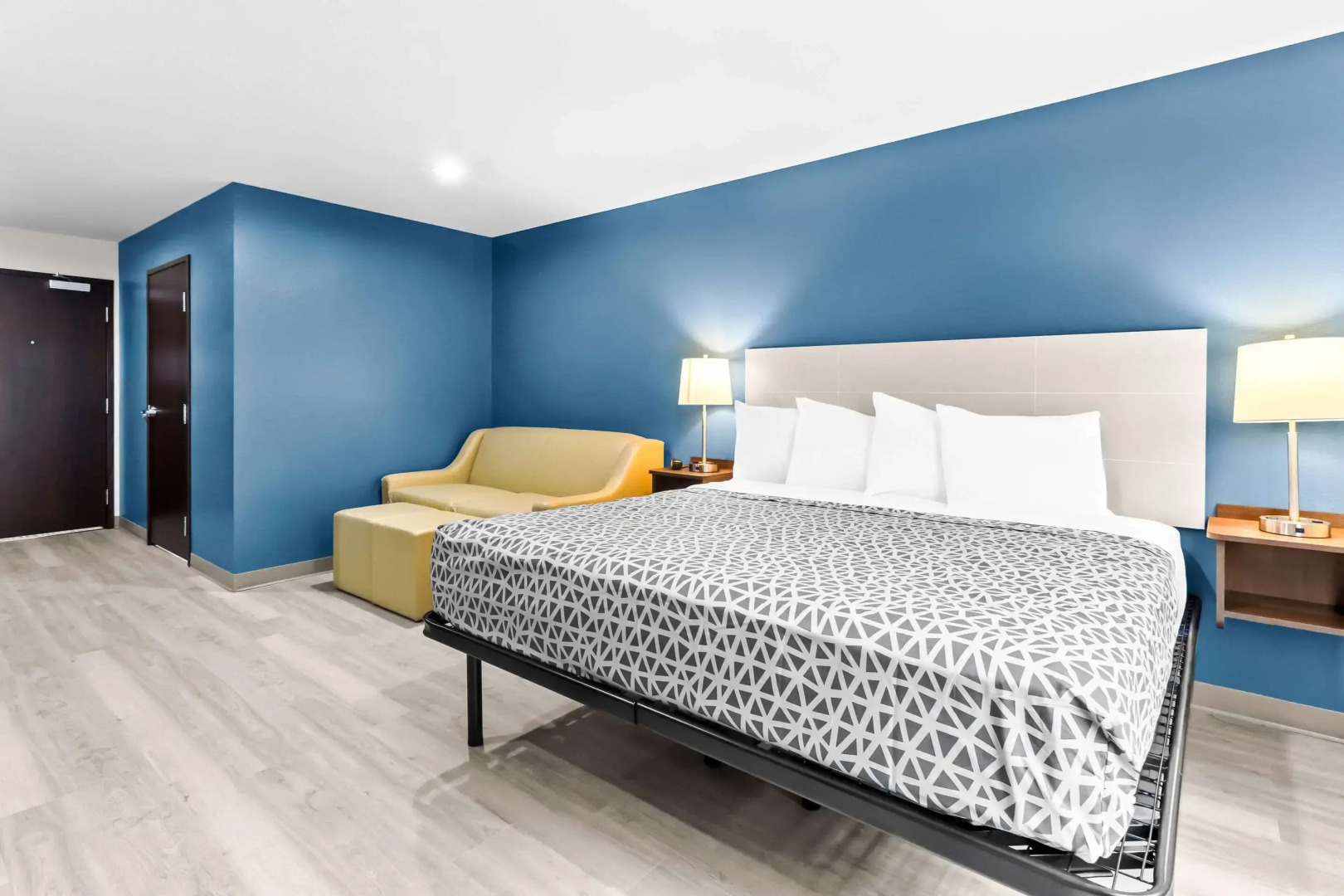 Photo - WoodSpring Suites South Houston Hobby