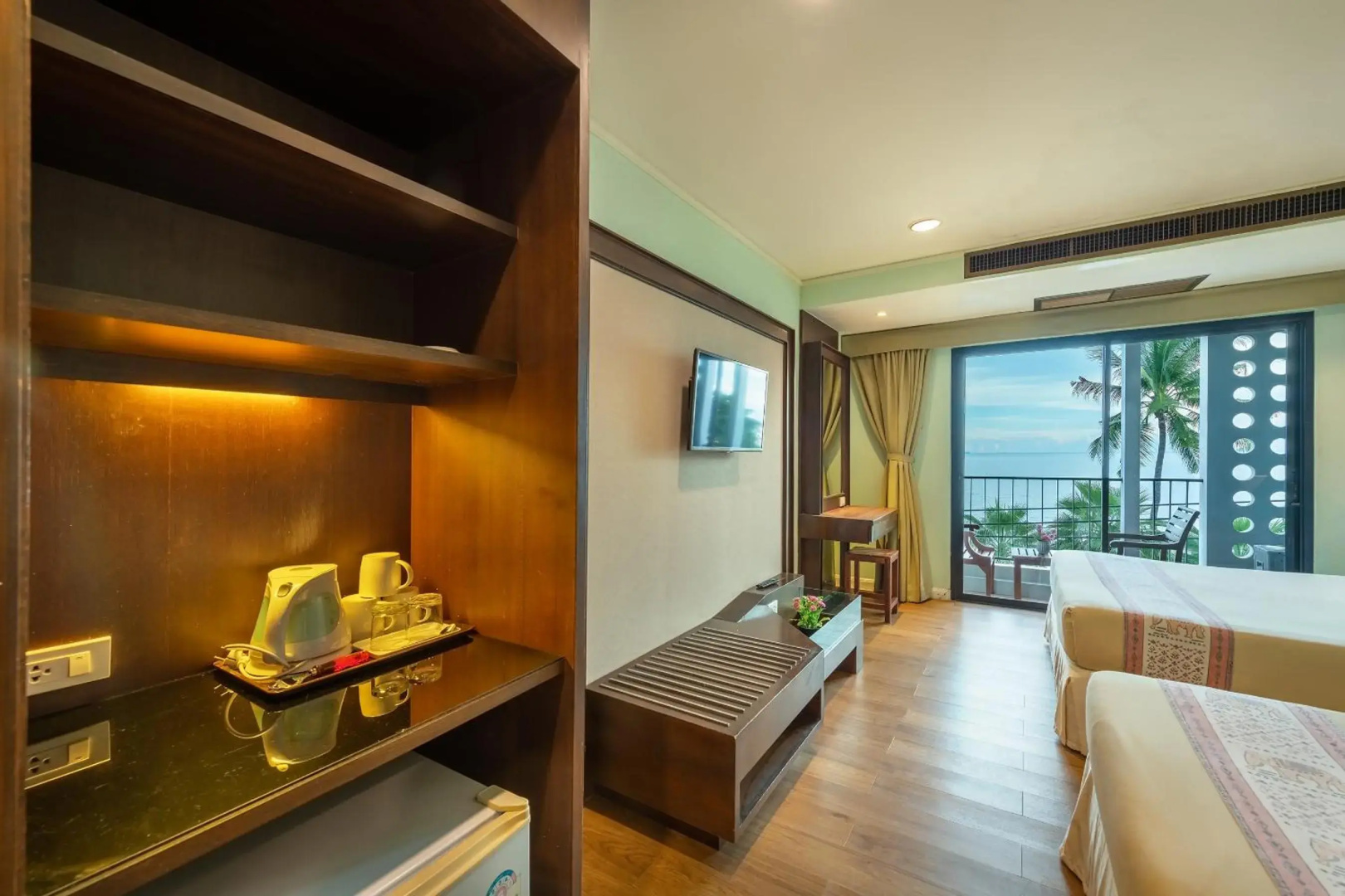 Photo - The Jomtien Twelve