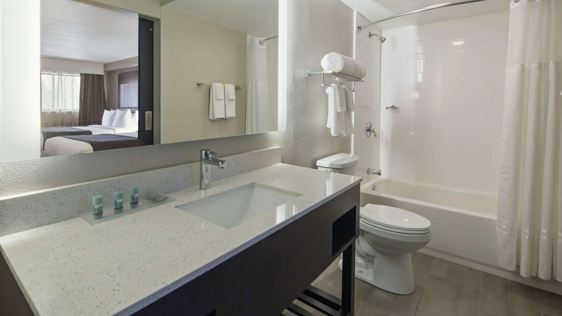 Photo - Best Western Atlanta-Marietta Ballpark Hotel