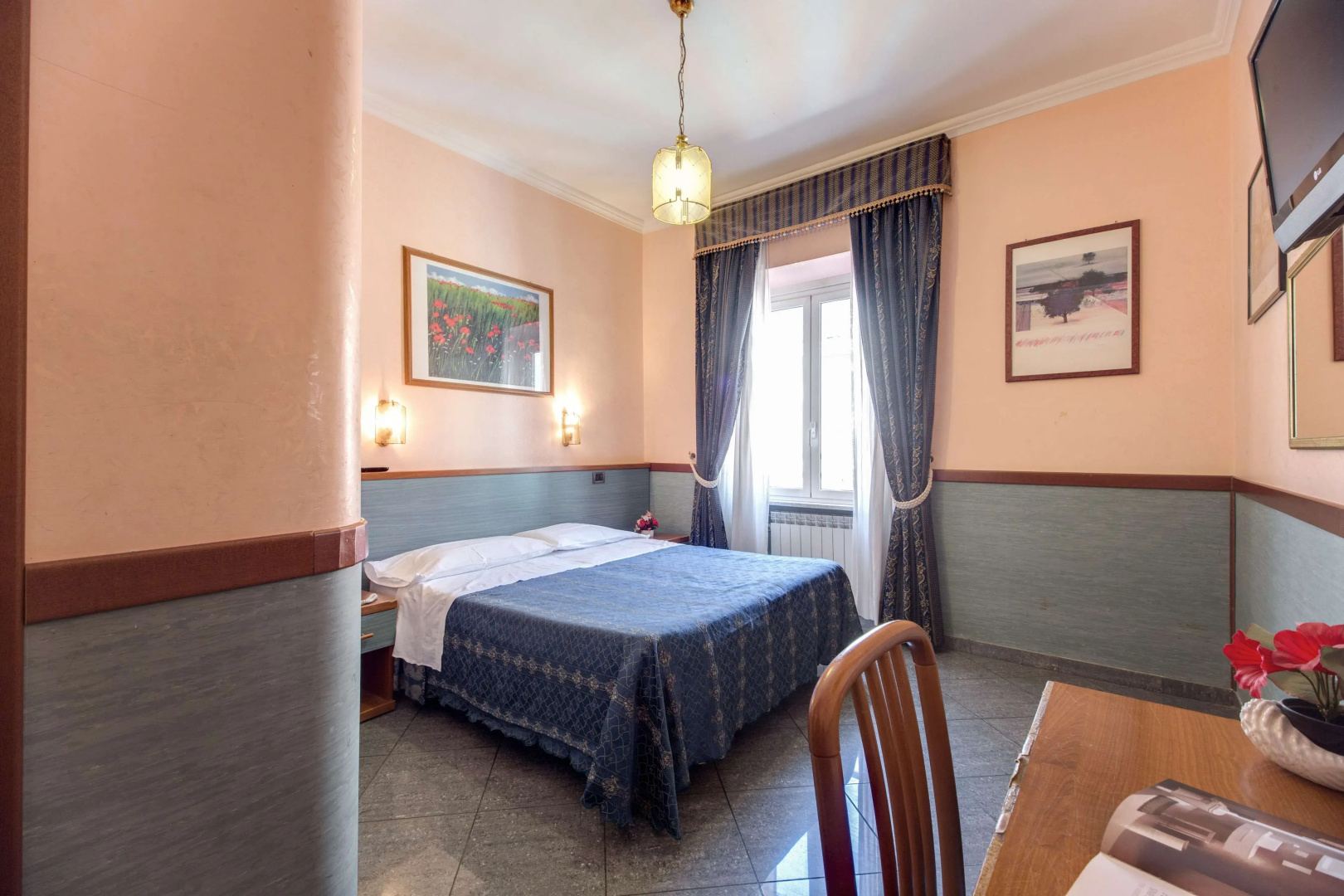 Photo - Hotel Planet