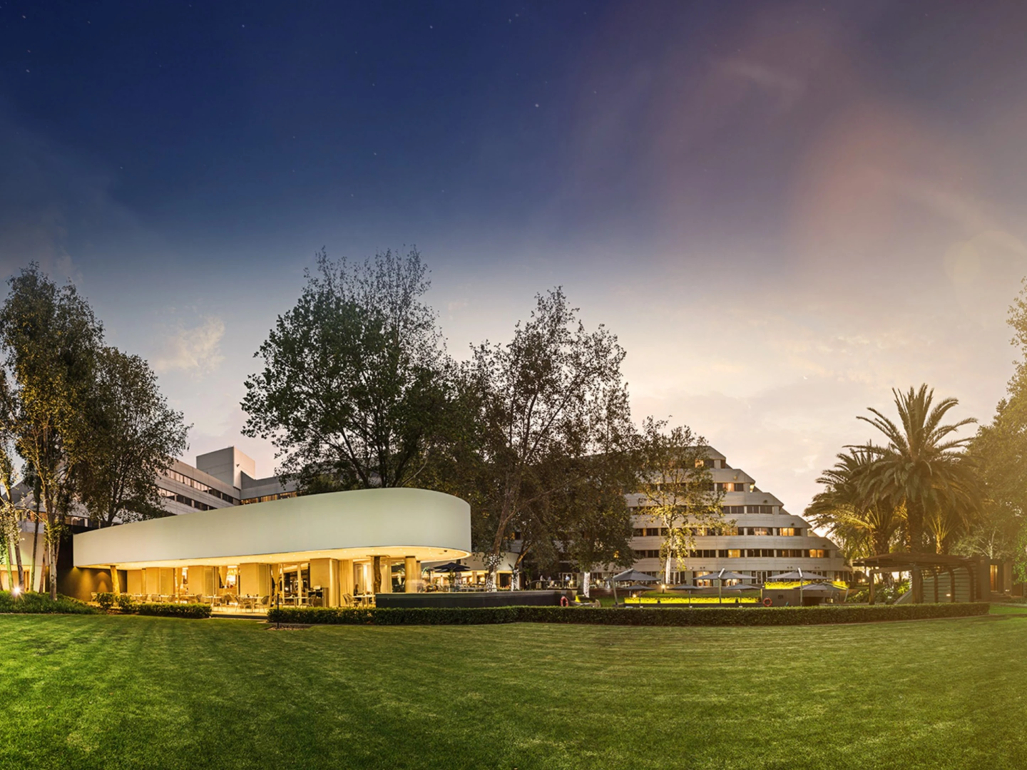 Photo - The Maslow Hotel, Sandton