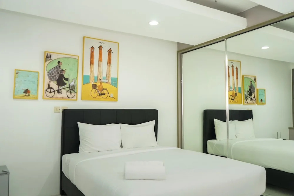Spacious Studio Room Menteng Square Apartment