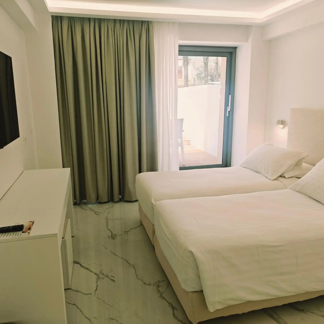 Photo - Ibiscus Hotel