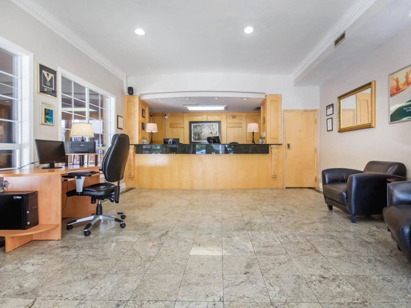 Photo - Quality Inn Downtown Inner Harbour