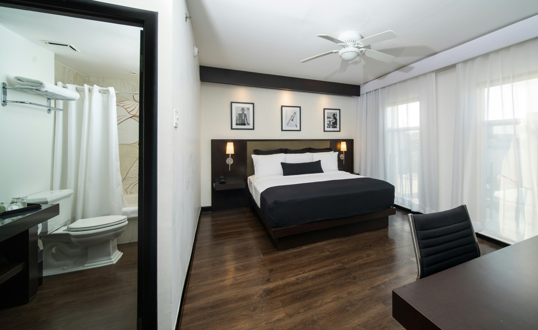 Photo - S Hotel Kingston