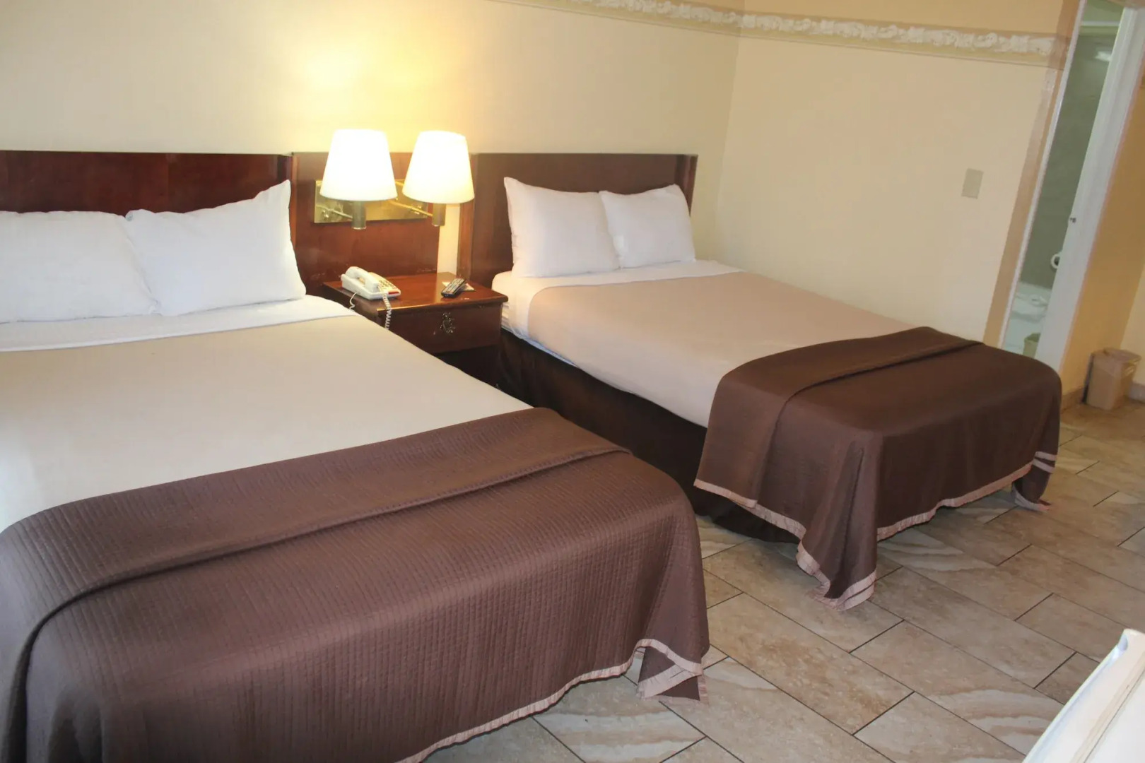 Photo - Shalimar Hotel of Las Vegas