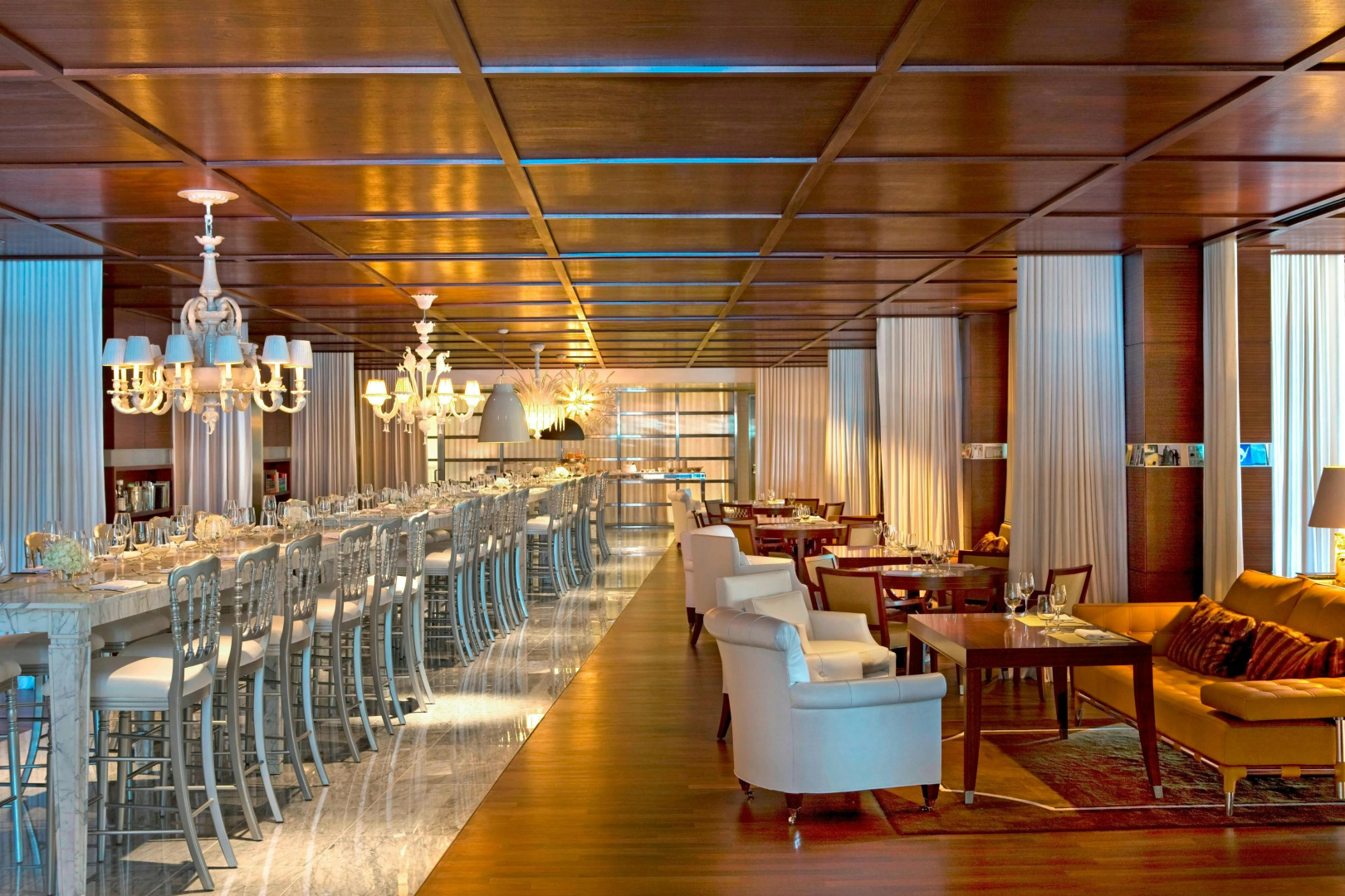 Photo - SLS Hotel, a Luxury Collection Hotel, Beverly Hills