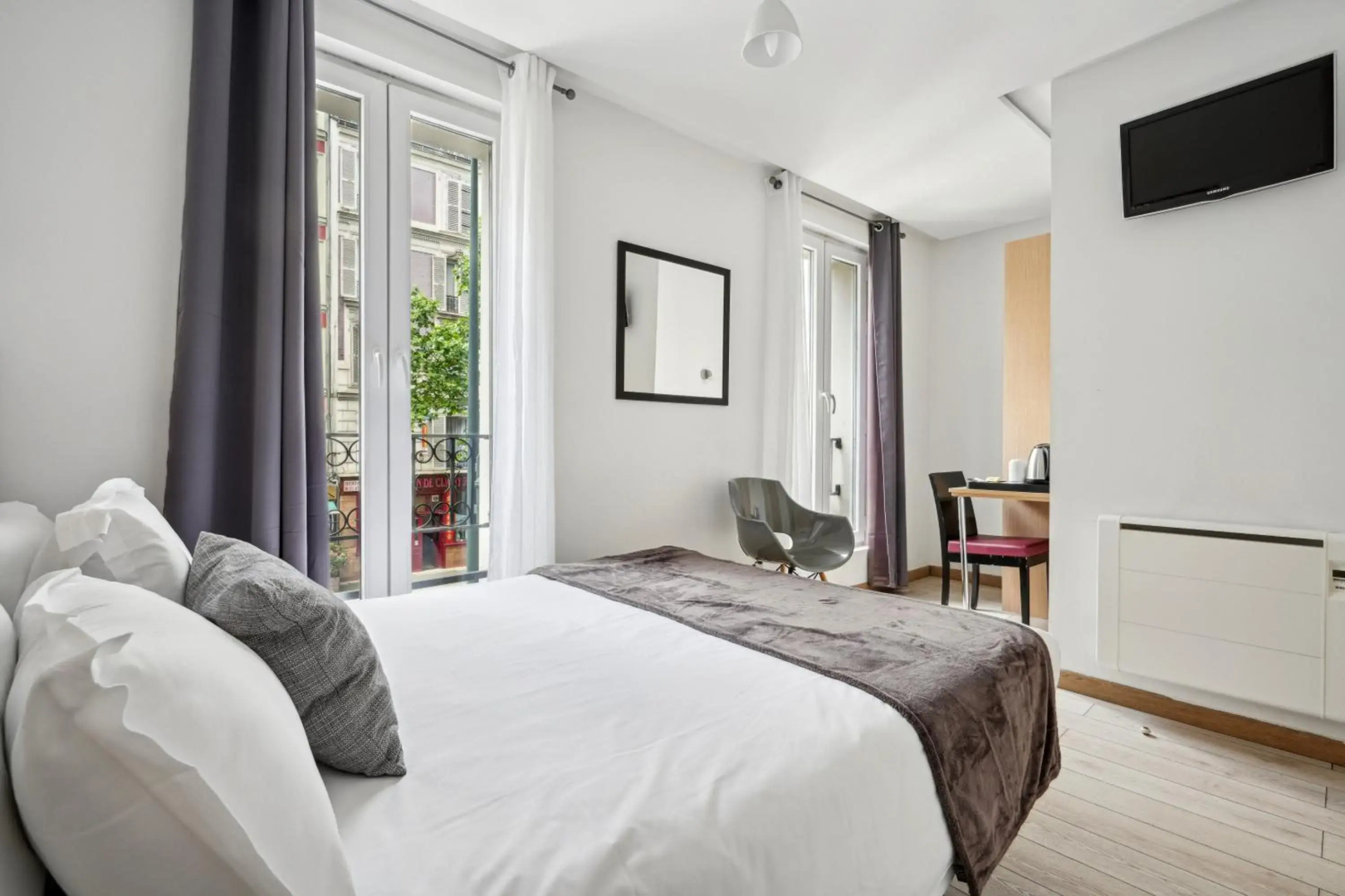 Photo - Hôtel Le National Clichy Paris