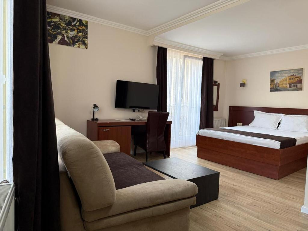 Photo - Parlament Hotel