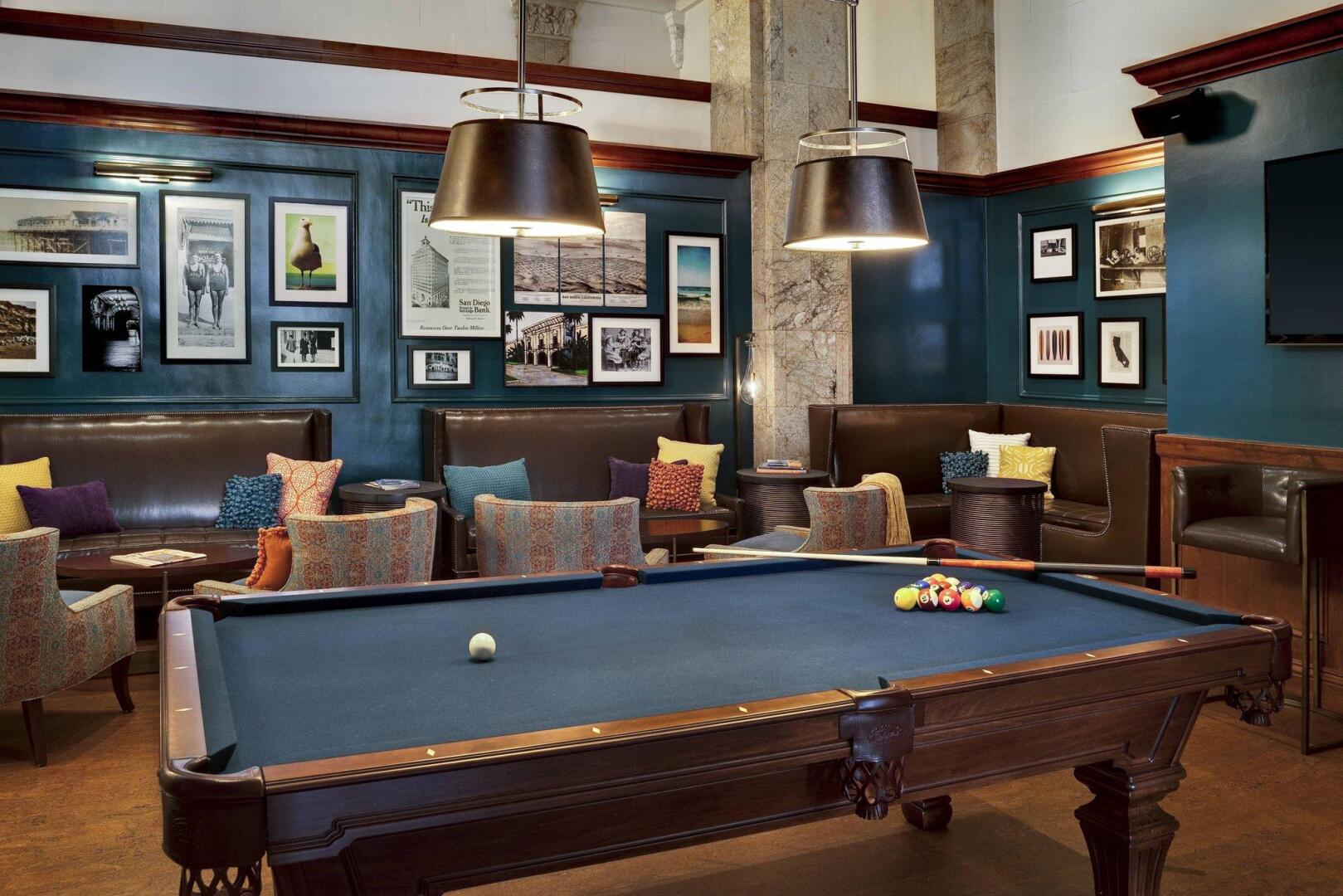 Photo - Courtyard by Marriott San Diego Downtown