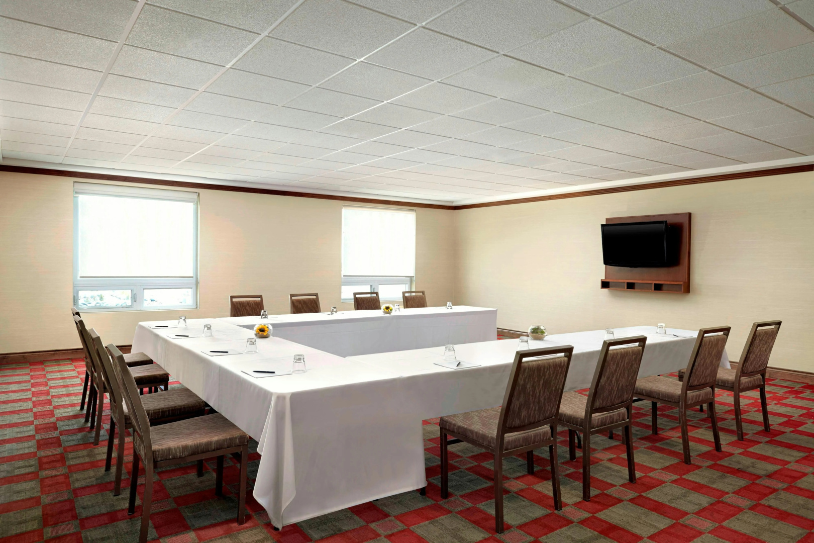 Photo - Four Points by Sheraton Calgary Airport