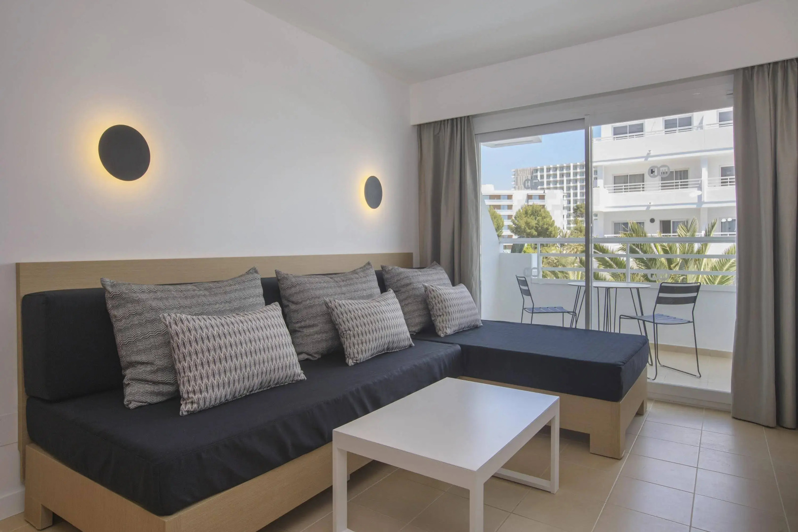 Foto - HM Martinique