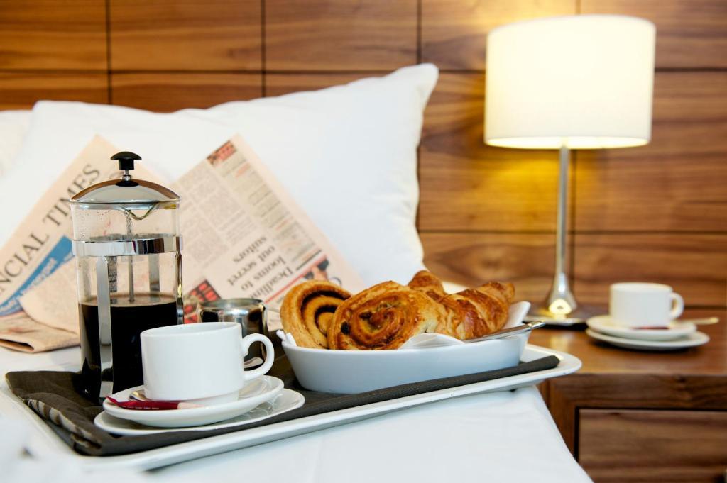 Photo - The Knight Residence by Mansley