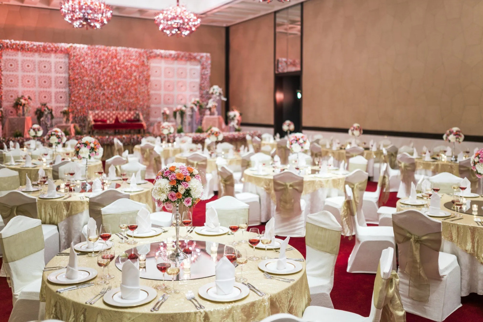 Foto - Taj Santacruz