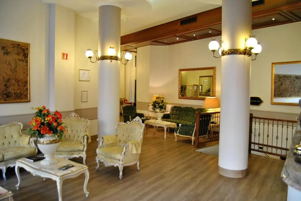 Photo - Mokinba Hotels King