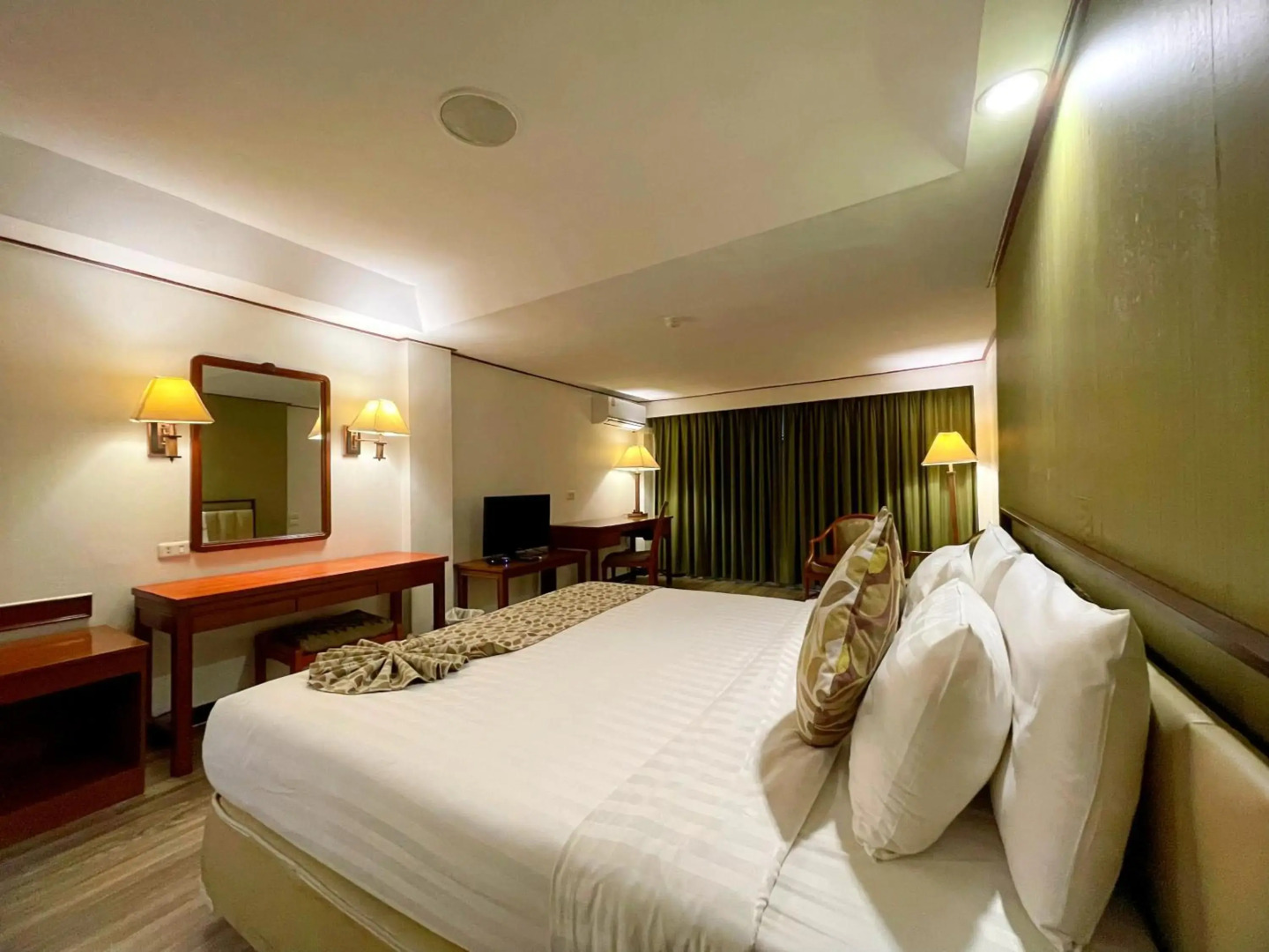 Photo - The Pierre, A Taj Hotel, New York