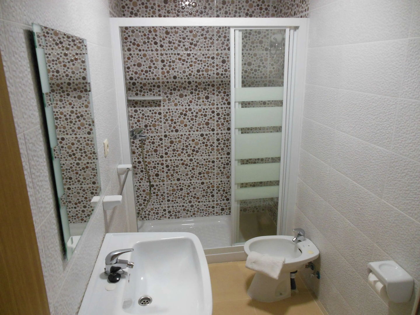 Photo - Hotel Embajador