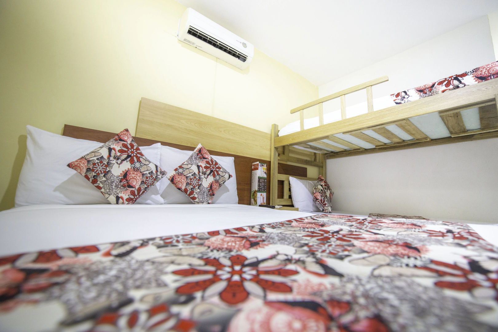 Foto - Hotel Portobahia