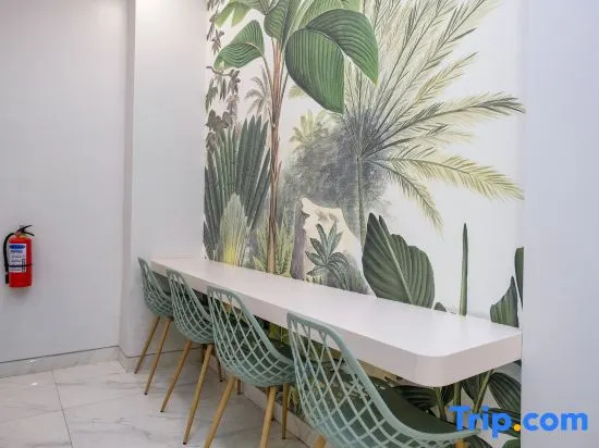 Urbanview Kencana Residence near Pakuwon Mall Surabaya