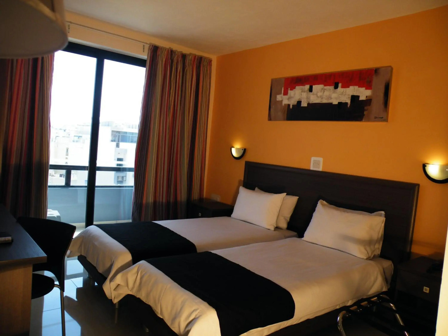 Photo - Dean Hamlet Hotel